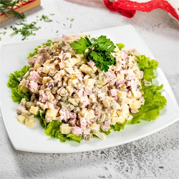 {{photo.Alt || photo.Description || ' ОЛИВЬЕ С КОЛБАСОЙ  800 гр'}}